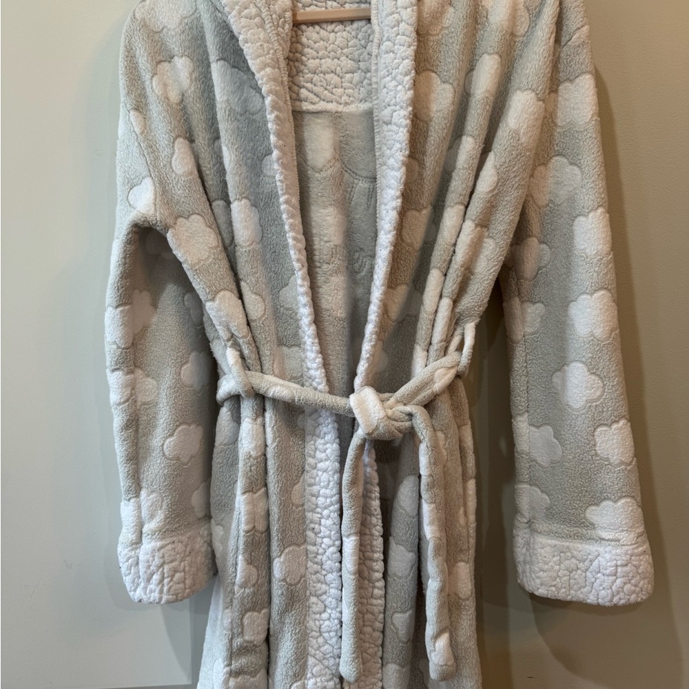 Cozy Cloud Patterned Robe